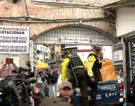 Momentoen el que intervienen los policías.